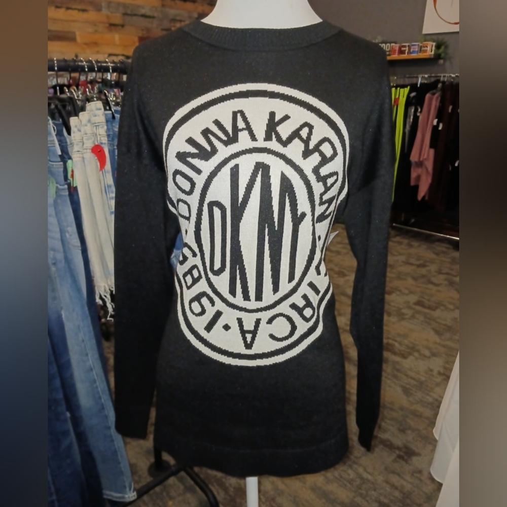 Nwt womens dkny sweater